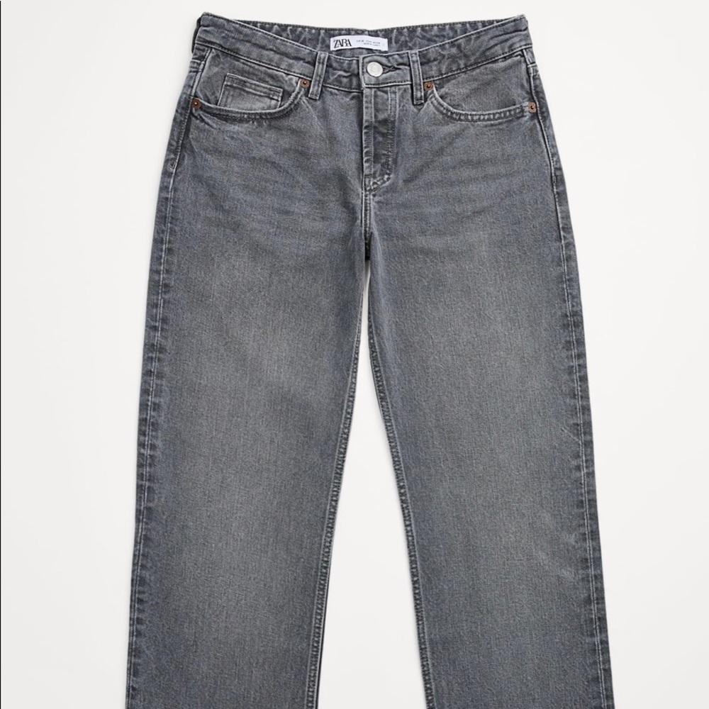 ZARA Mid-rise straight leg Jeans